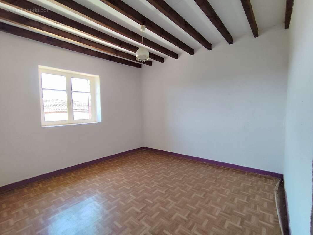 Maison 77 m² à Malvalette  - photo 8