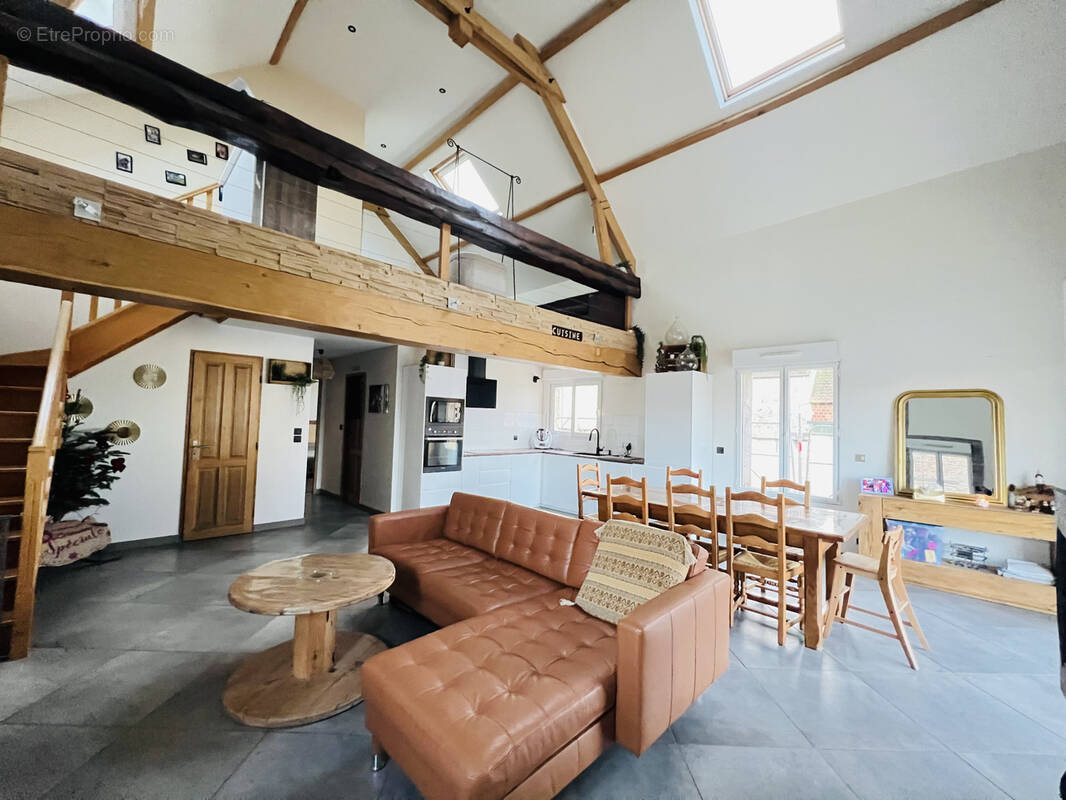 Maison à AUNAY-SOUS-AUNEAU