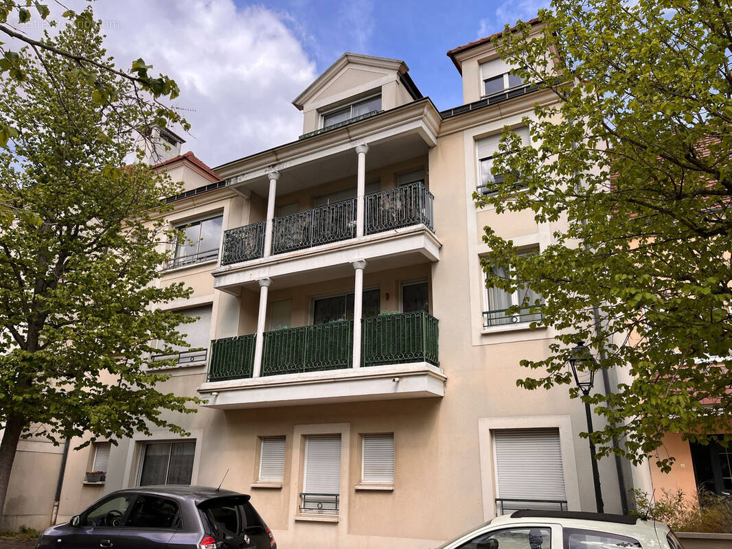 Appartement à CARRIERES-SUR-SEINE