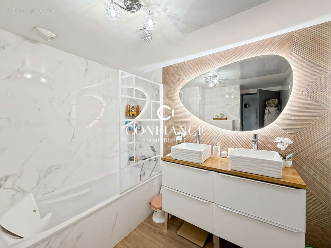Appartement 64 m² à Villeneuve-Loubet  - photo 9