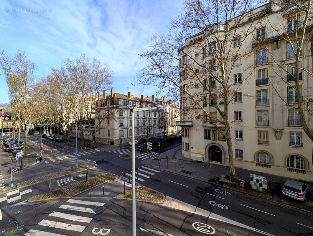 Appartement à LYON-6E