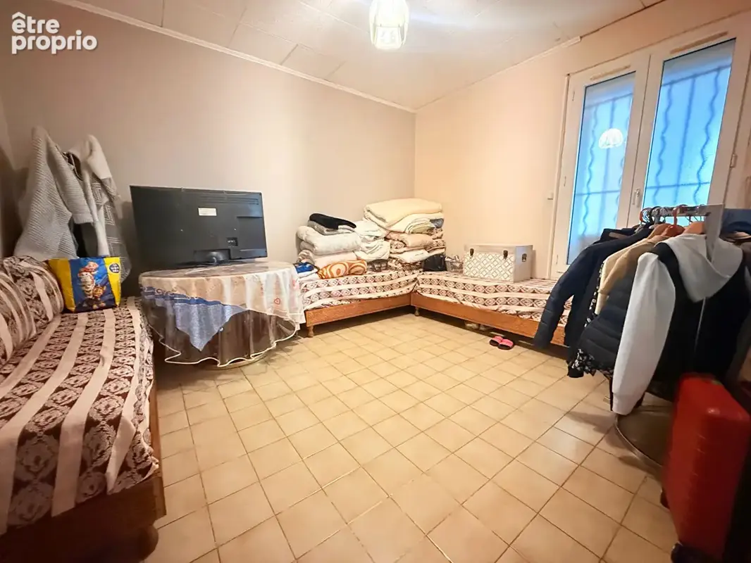 Maison Aubervilliers 9 pièce(s) 150 m2 - photo 9