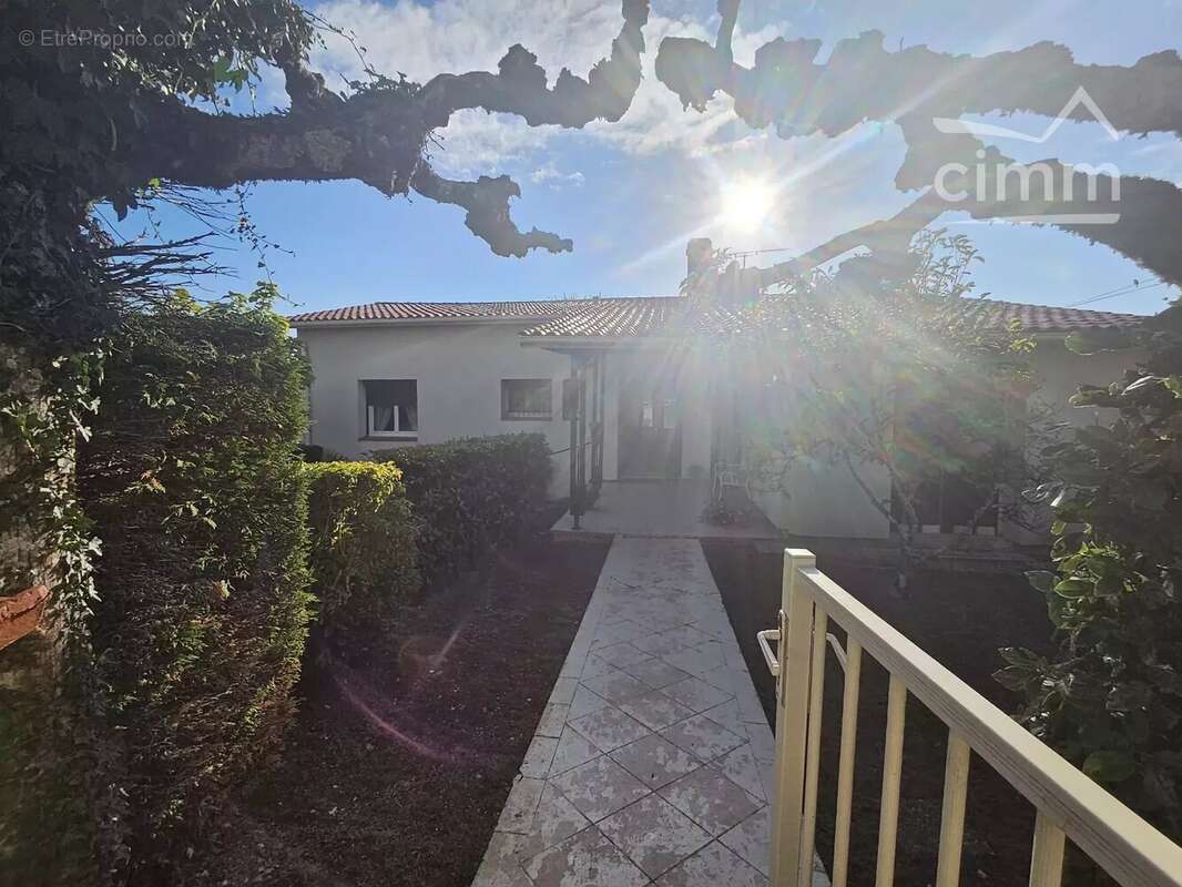 Maison à FOULAYRONNES