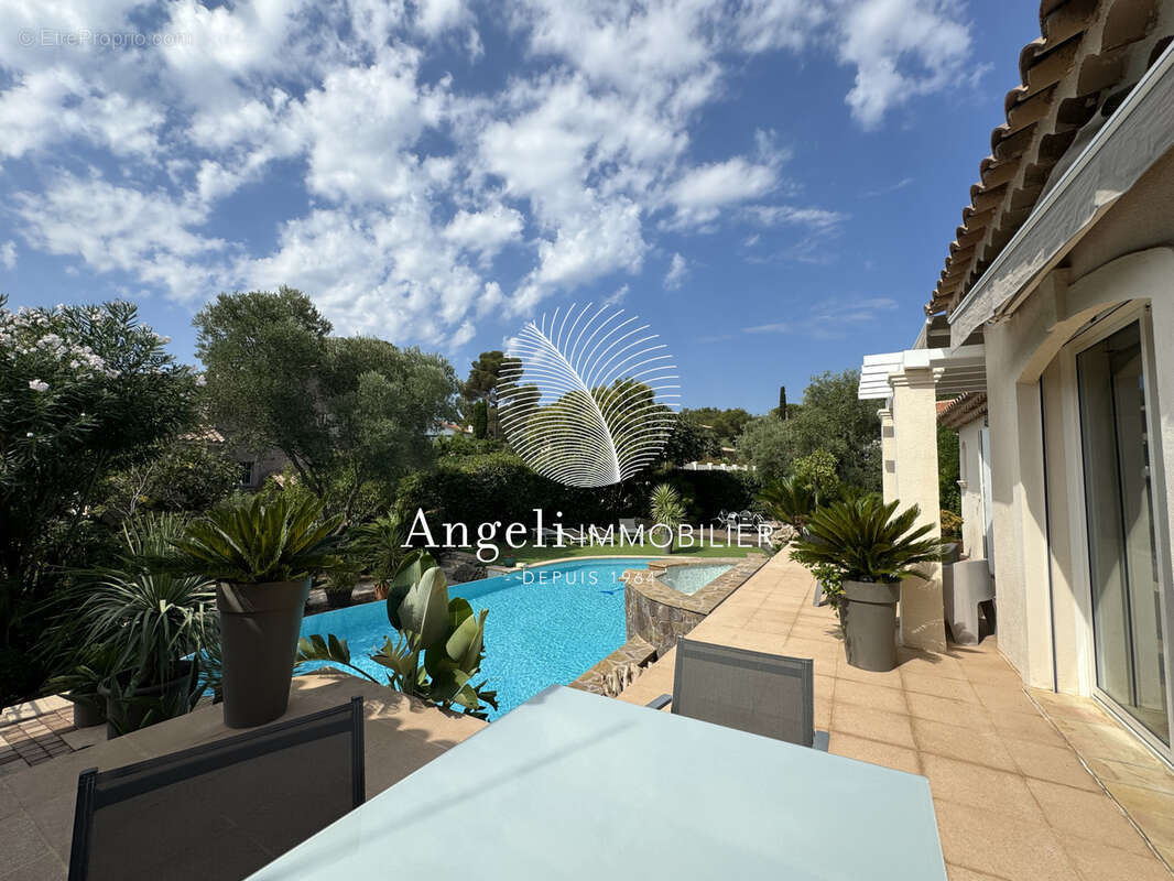 Maison à FREJUS