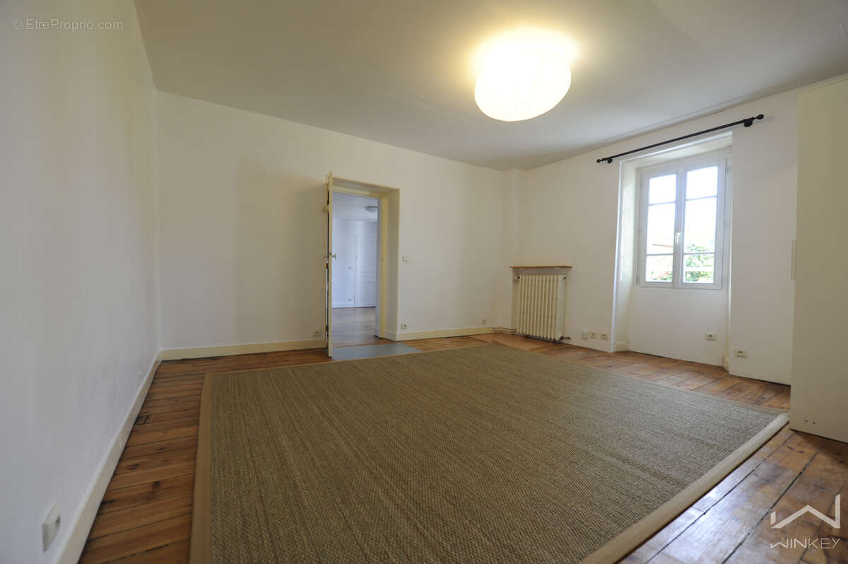 Maison à GIF-SUR-YVETTE