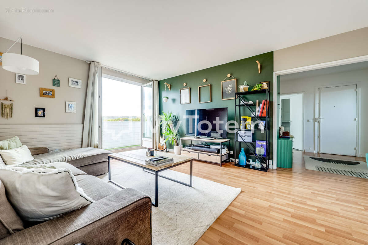 Appartement à VILLEPREUX