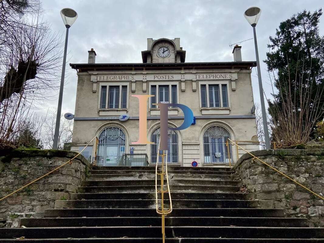 Maison à LA CLAYETTE