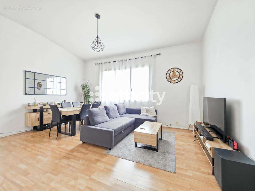 Appartement à SAINT-BRICE-SOUS-FORET