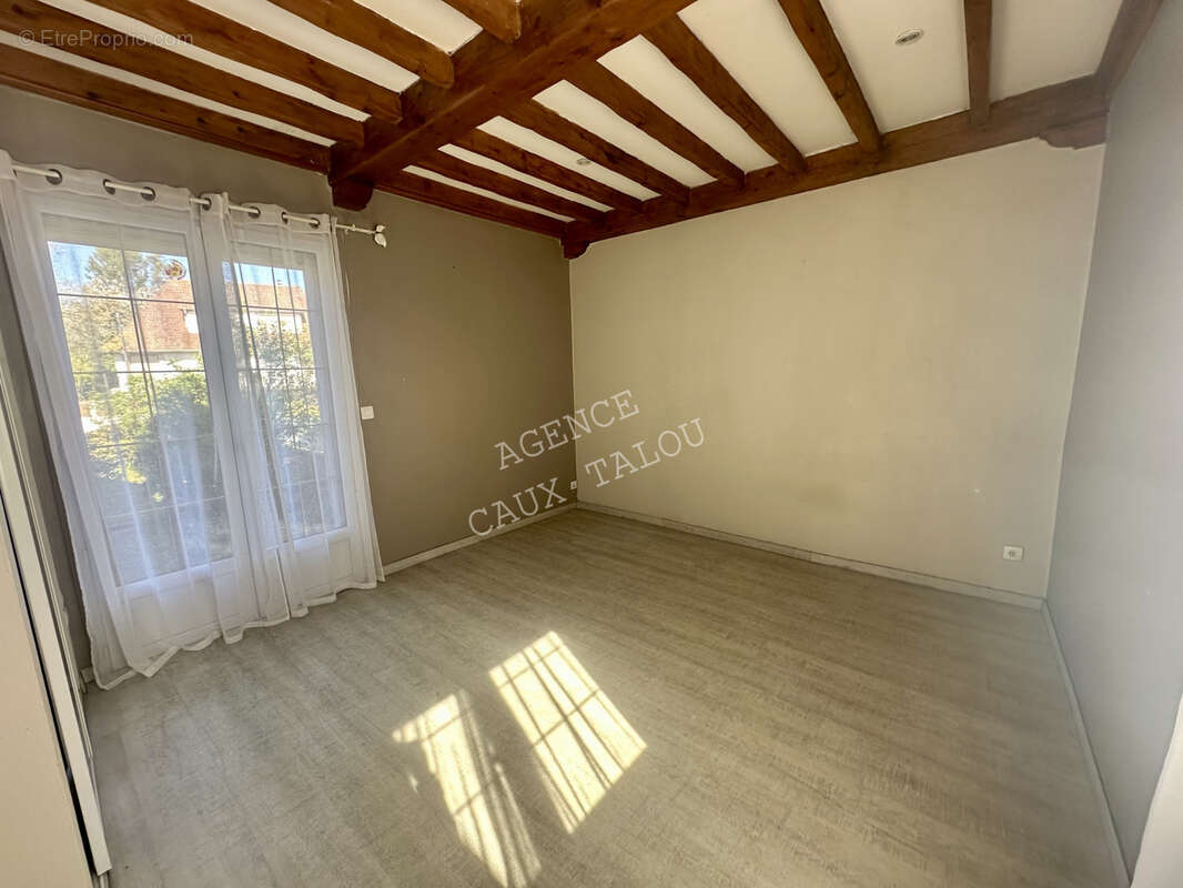 Maison à ENVERMEU