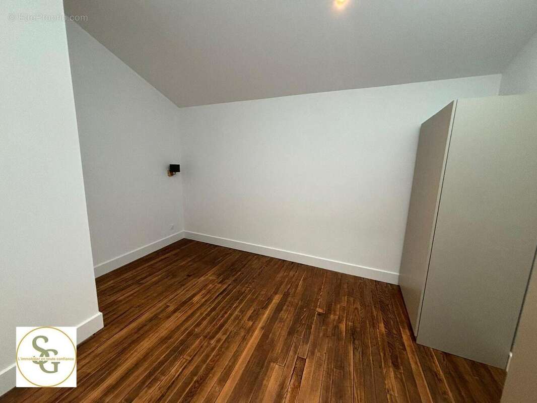 Maison 127 m² à Castres  - photo 9