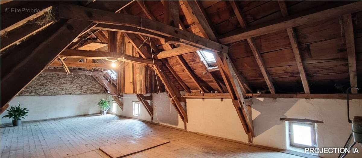 Maison à MONTBAZENS