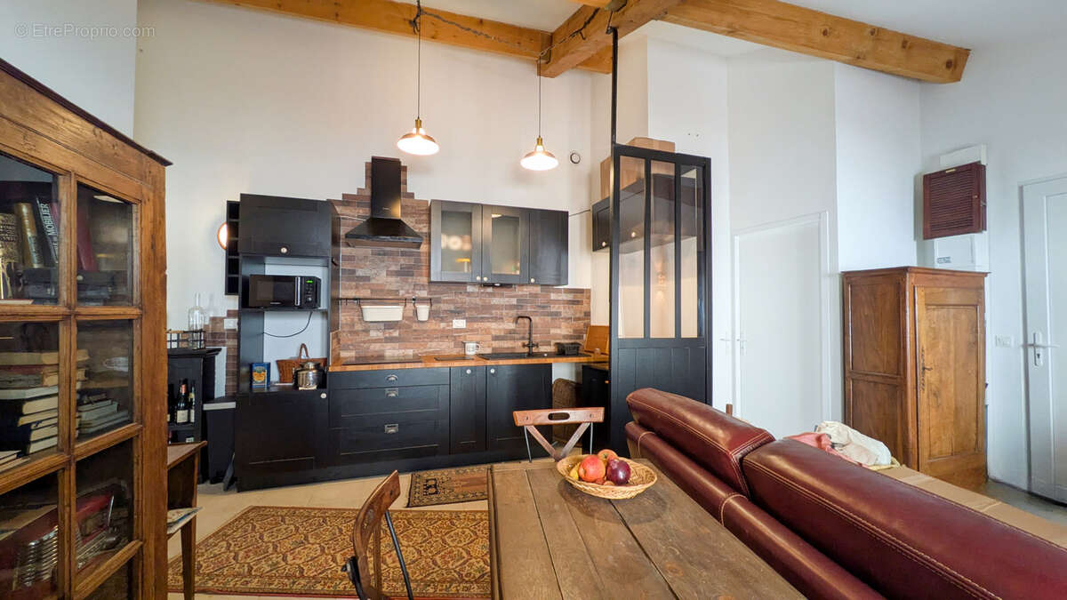 Appartement à SIGNES