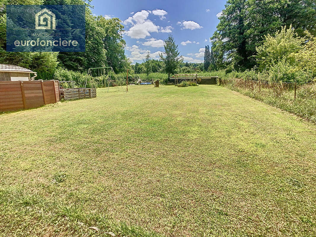 Maison à AIX-EN-OTHE