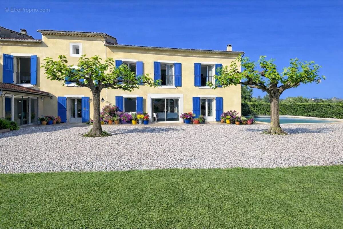 Maison à COURTHEZON