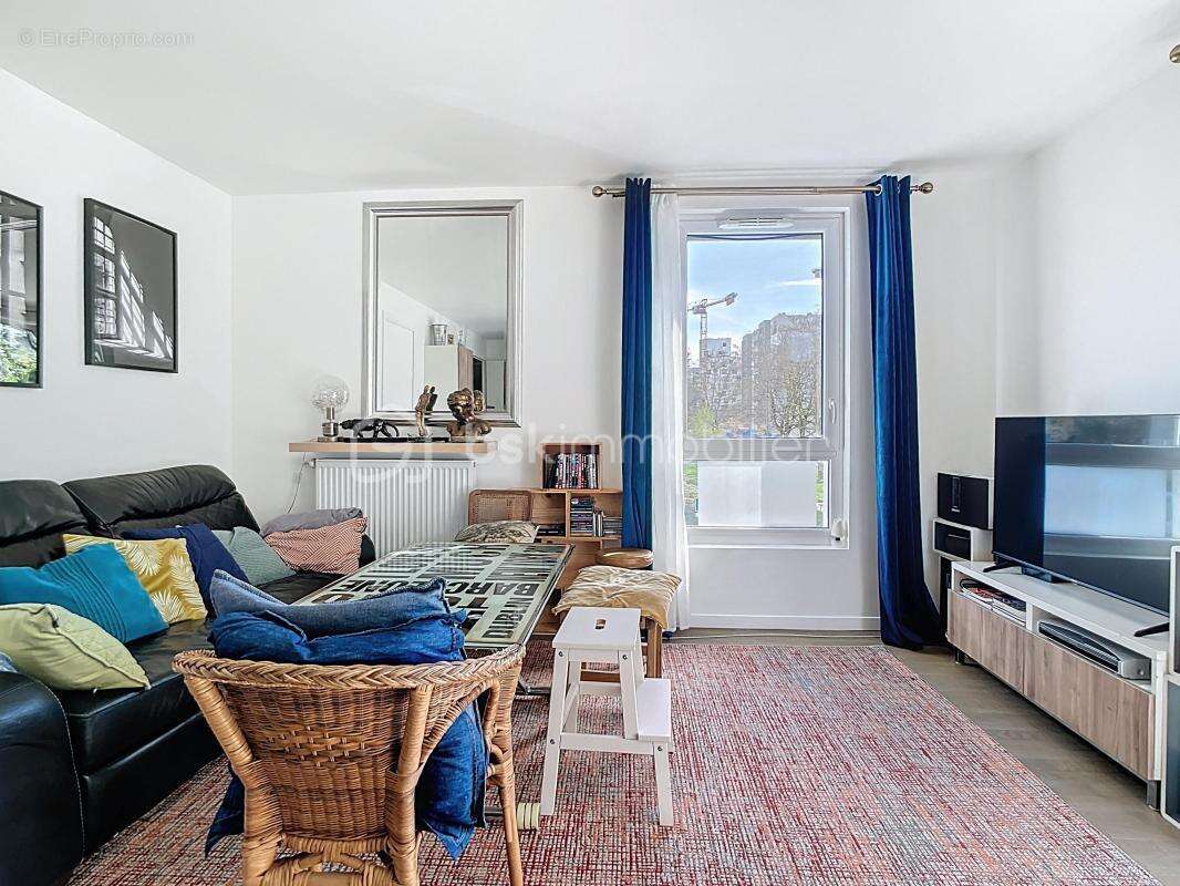 Appartement à NANTERRE
