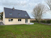 Maison à LAMPAUL-GUIMILIAU