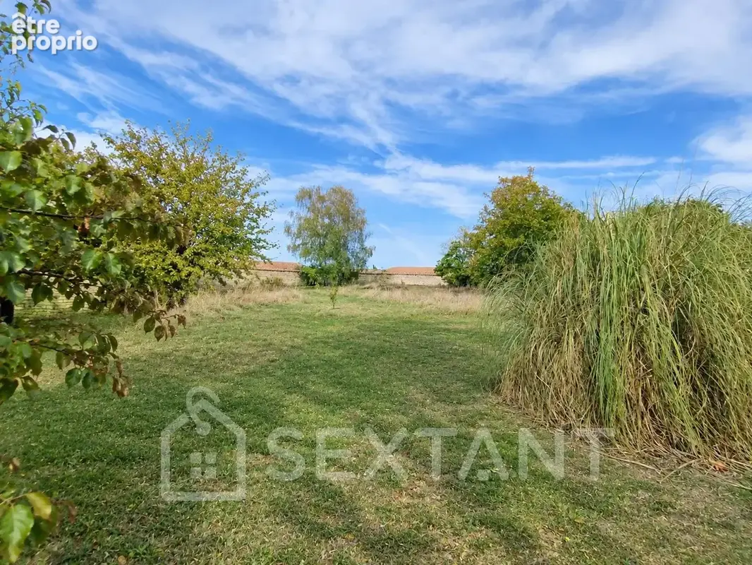 Charmante maison en pierre avec grange et jardin  3 chambres  135 m² habitables - photo 2