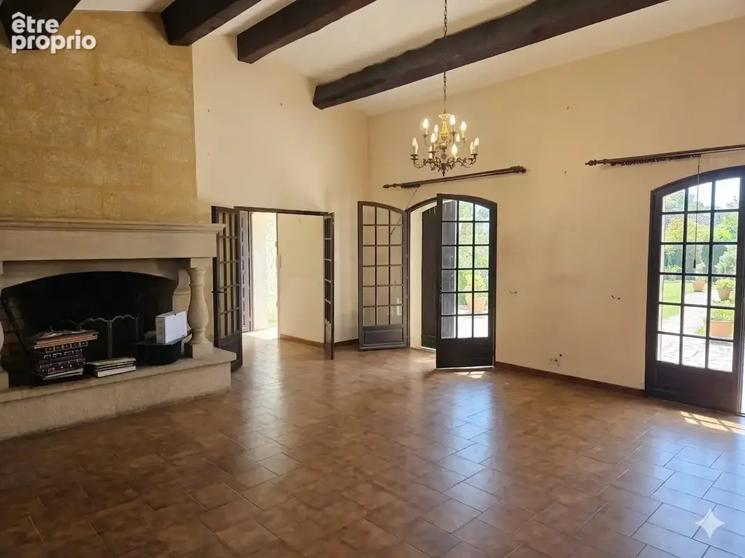 Marignane, ideal deux familles, propriete composee d'une maison pricipale t5 + maisonnette de 50 m2 sur 1119 - photo 5