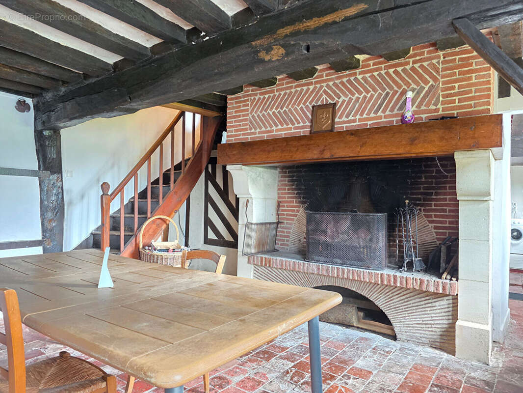 Maison à MOYAUX