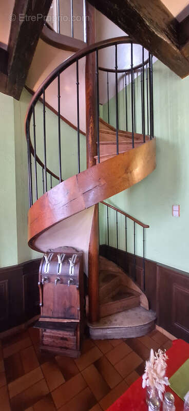 Commerce à SAINT-VALERIEN