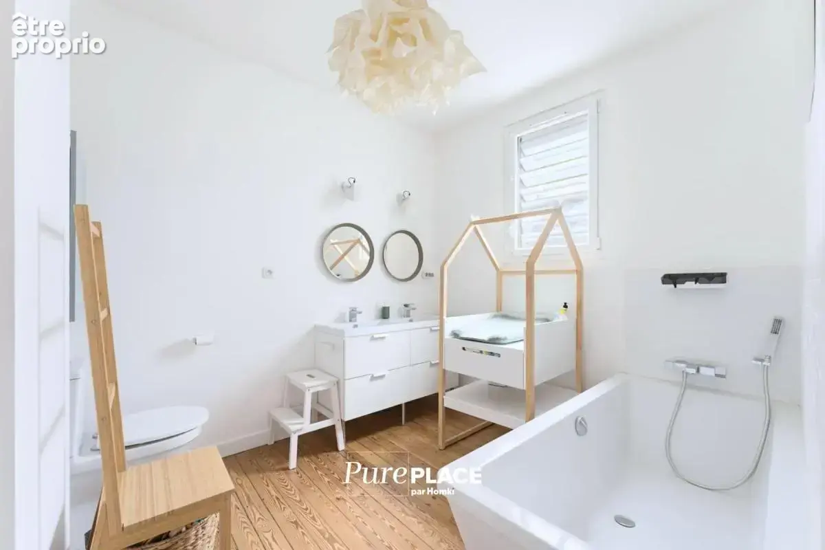 Maison familiale rénovée - Saint-Seurin / Croix Blanche - photo 13