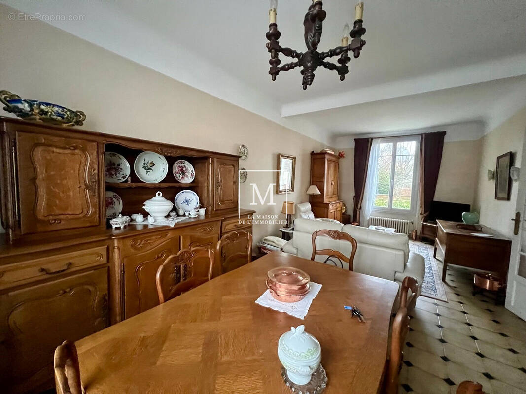 Maison à MAISONS-LAFFITTE