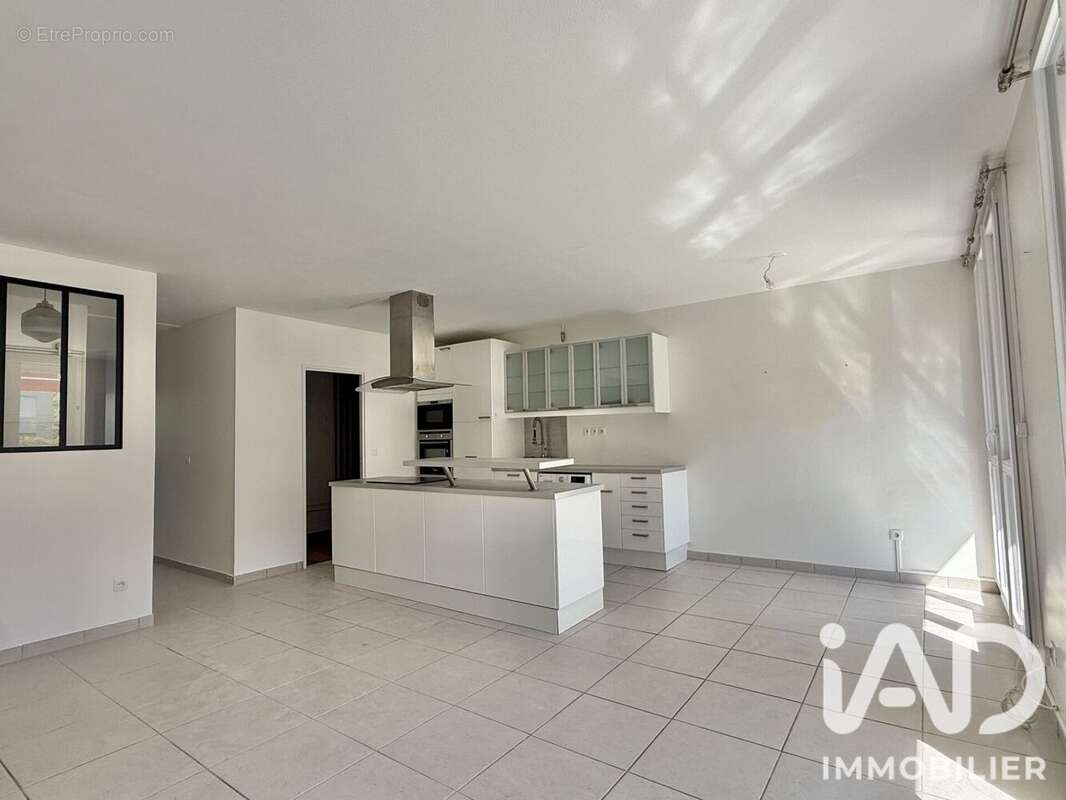 Photo 2 - Appartement à CHILLY-MAZARIN