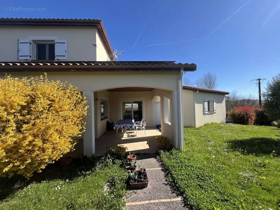 Maison à SARAMON