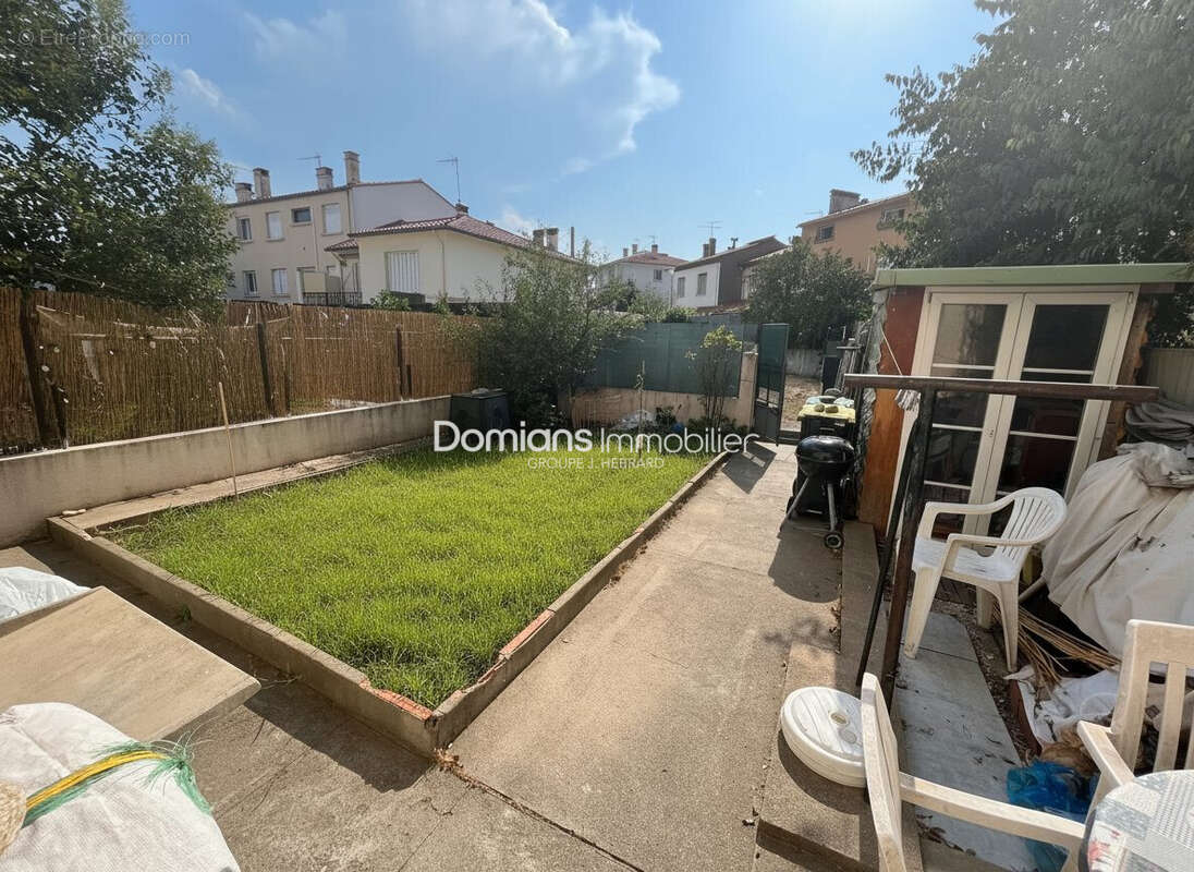 Maison 88 m² à Perpignan  - photo 2