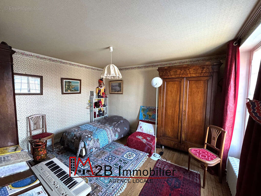 Maison à MONTEVRAIN