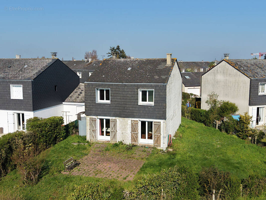 Maison à BLAINVILLE-SUR-ORNE