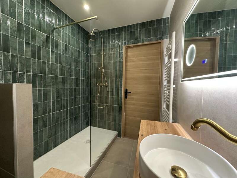 Appartement à LA TALAUDIERE