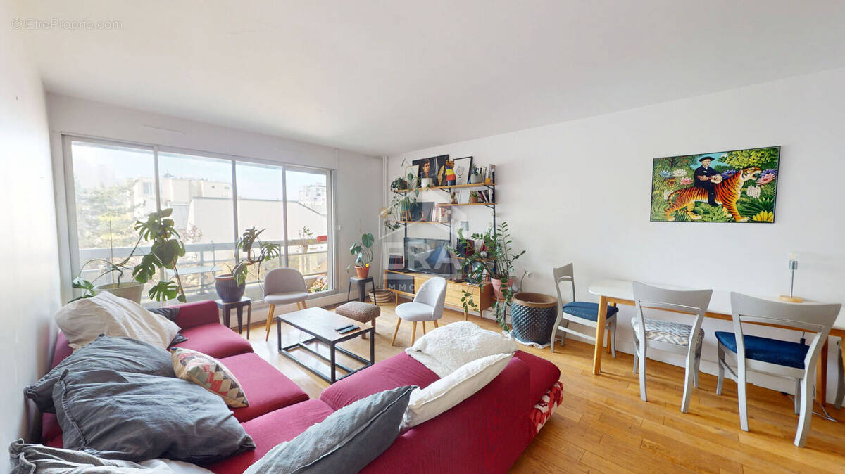 Appartement à PARIS-19E