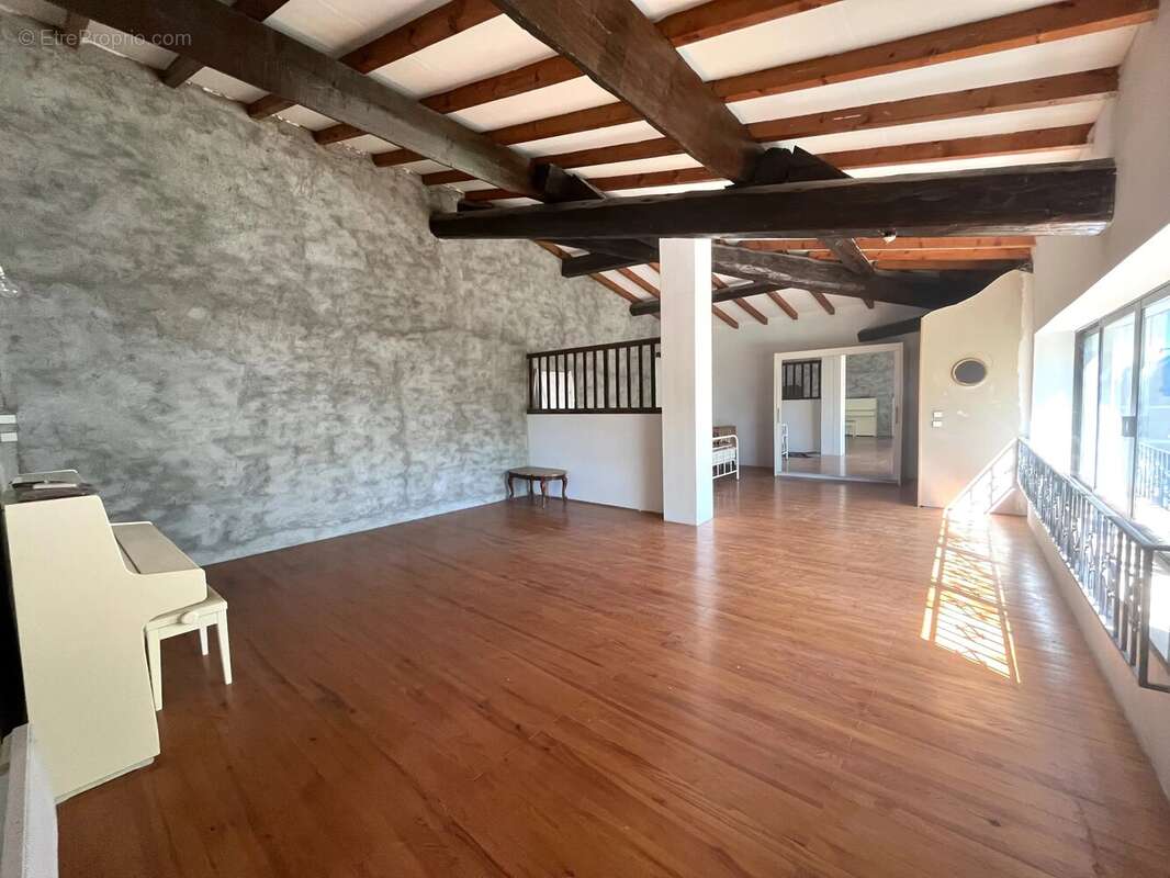 Maison à PEYRIAC-MINERVOIS