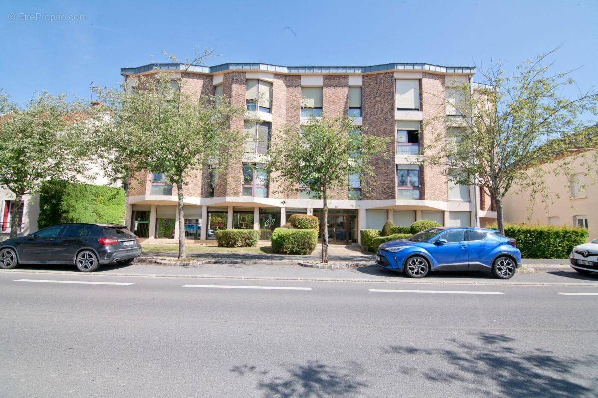 Commerce à CHALONS-EN-CHAMPAGNE