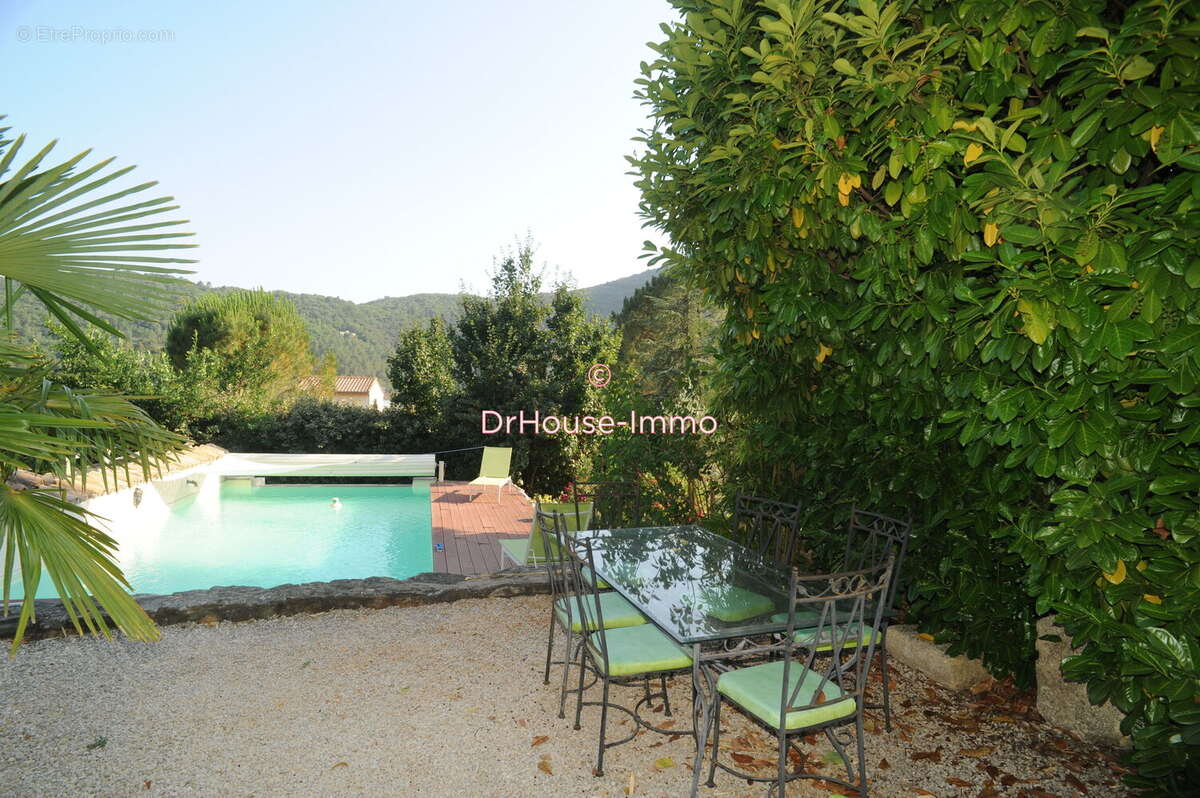 Maison 156 m² à Saint-Florent-Sur-Auzonnet  - photo 2