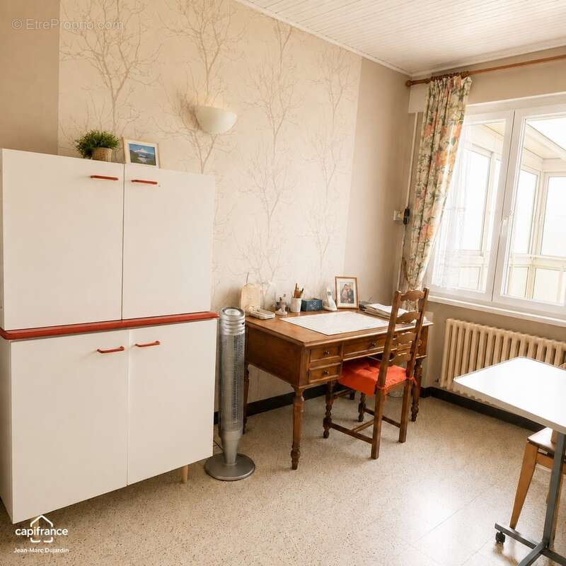 Maison 105 m², 4 chambres, jardin et grand garage à Fenain - photo 7