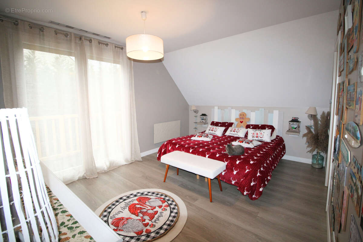 Maison à LA QUEUE-EN-BRIE