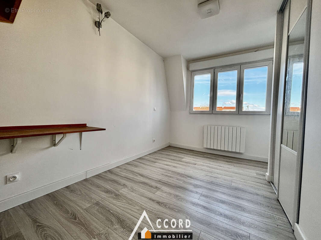 Maison à SARTROUVILLE