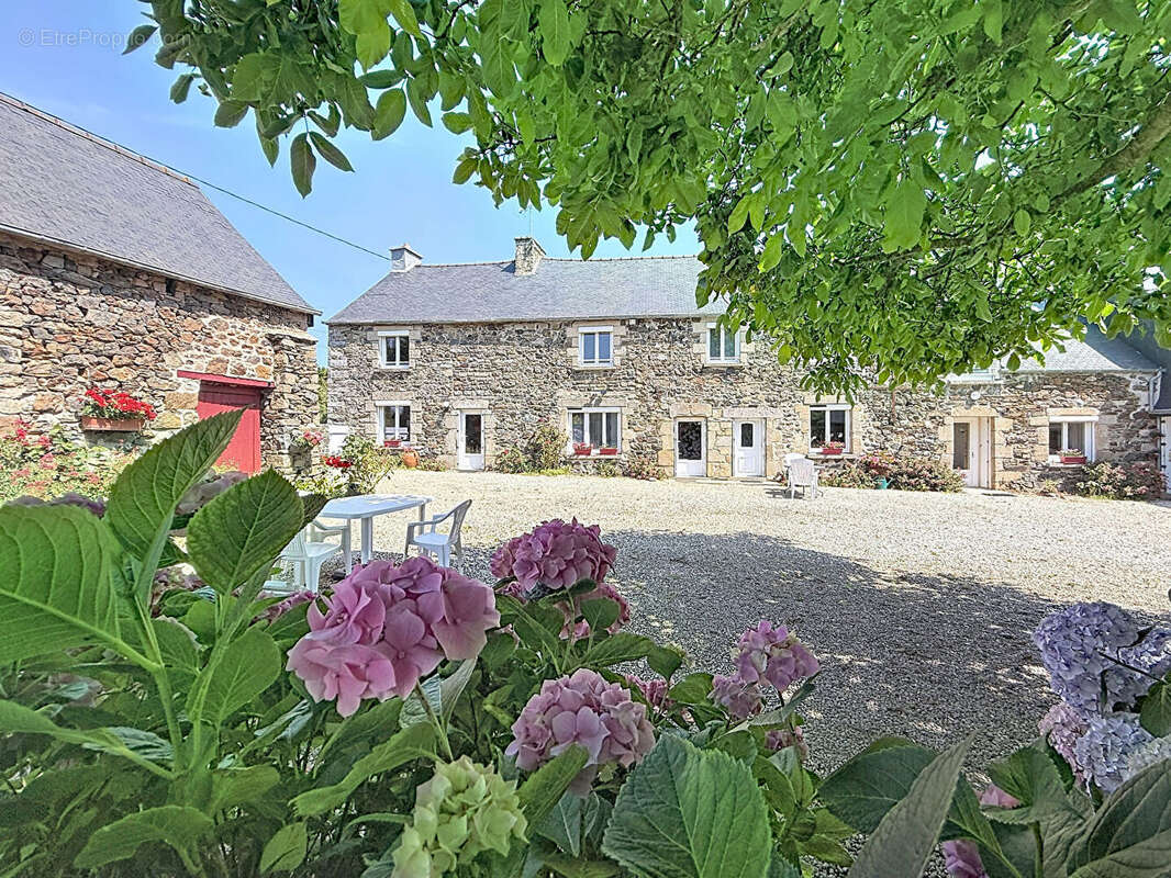 Bien coup de coeur : ensemble immobilier de charme avec maison d'habitation et 4 gîtes - Pléboulle - photo 28