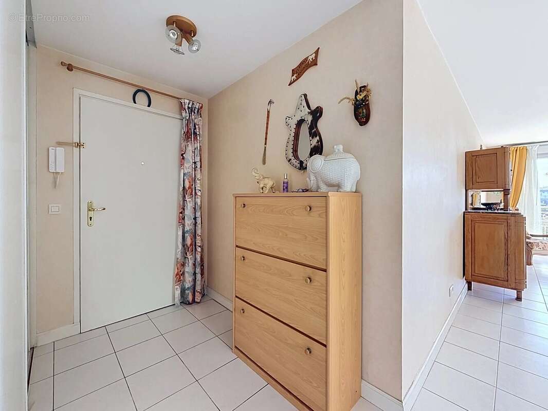Appartement 63 m² à Trouville-Sur-Mer  - photo 6