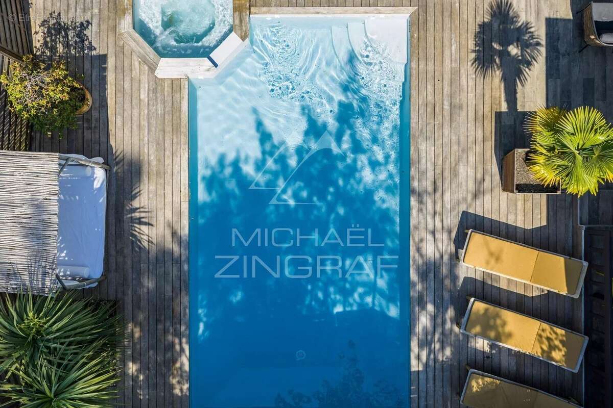 Maison à LE BOUSCAT