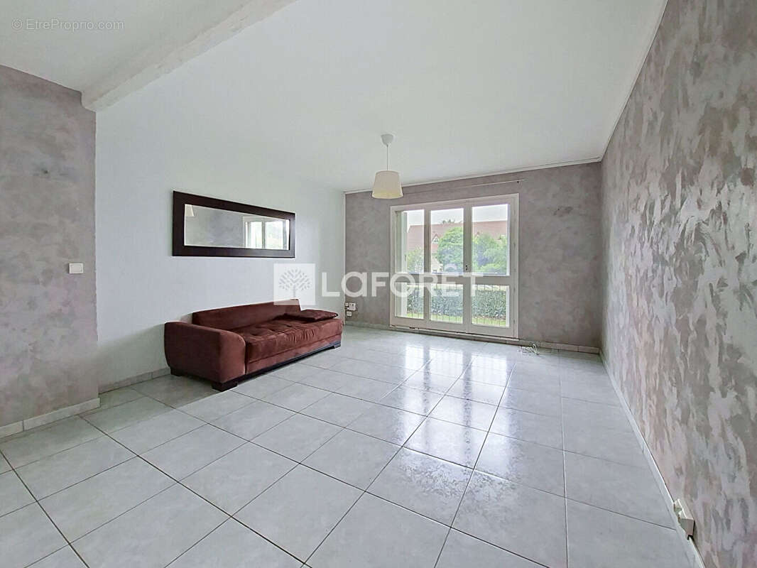 Appartement à YERRES
