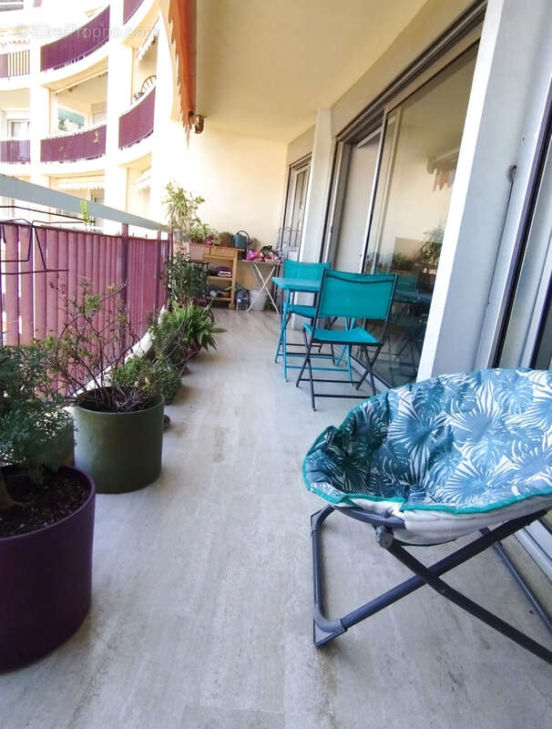 Appartement à MANDELIEU-LA-NAPOULE