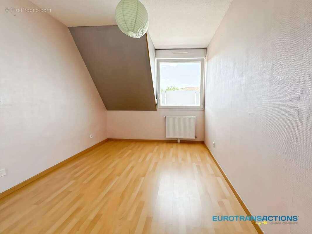 OBERHOFFEN-SUR-MODER, Appartement F4 de 80m² avec 2 terrasse et double garage - photo 5