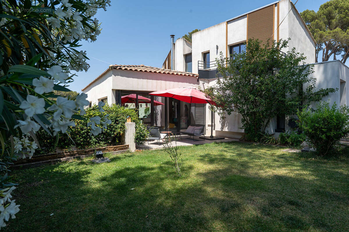 Maison à CABRIES