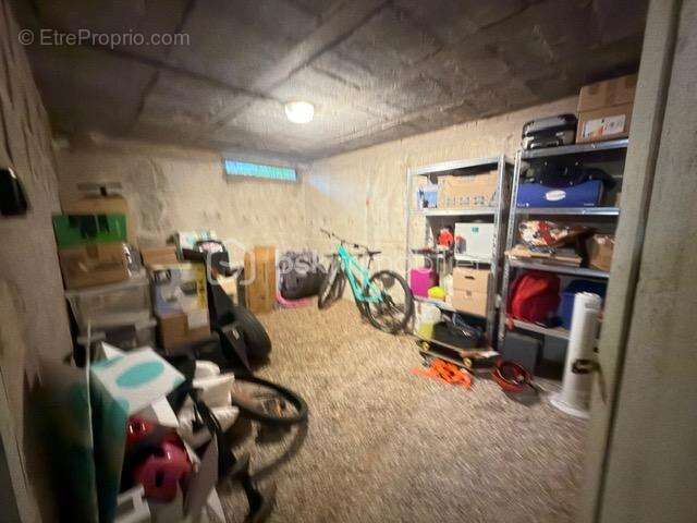 Appartement à VERNEUIL-L'ETANG