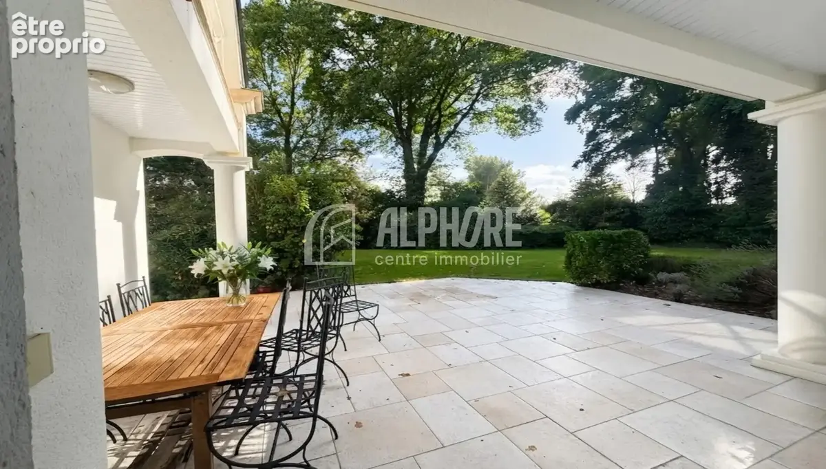 Photo Maison à La Chapelle-Sur-Erdre au prix de 699 500€