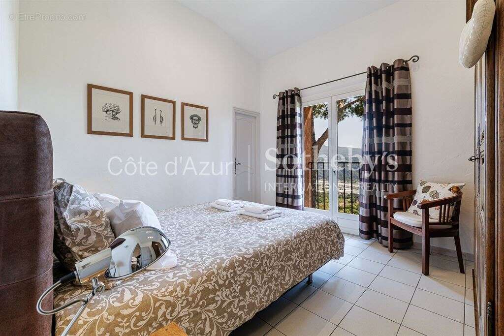 Gattières villa provençale avec vue panoramique, piscine et oliveraie proche Nice - photo 14