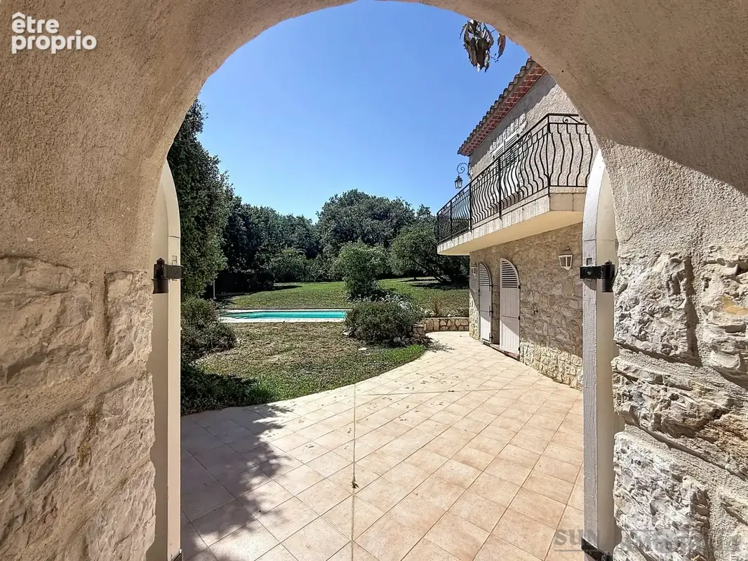 Maison 7 pièces 230 m² à vendre à La Gaude (06610) - photo 4